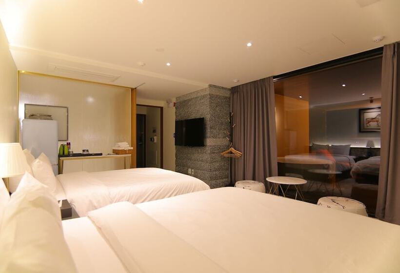 اتاق رویال, Suncheon Hotel Gite
