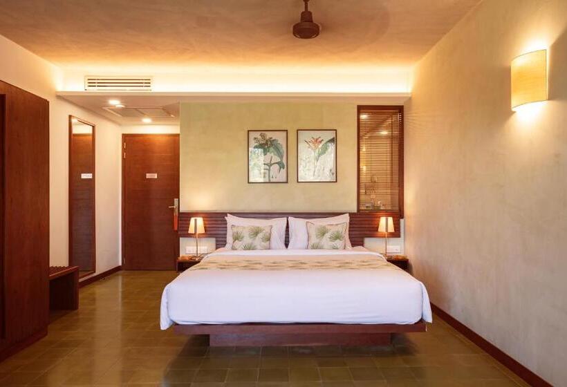 Номер Superior, Penh House