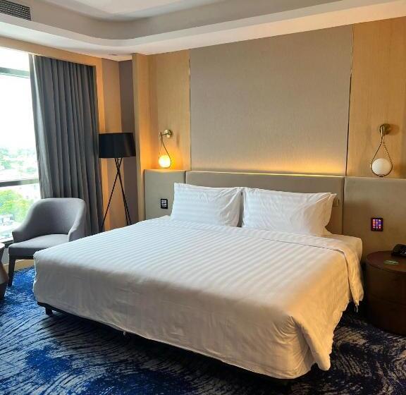 스탠다드 룸 킹사이즈 침대, Best Western Plus Metro Clark