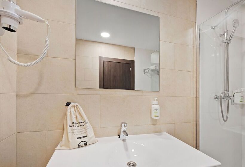 Номер Стандарт, B&b Hotel Oviedo