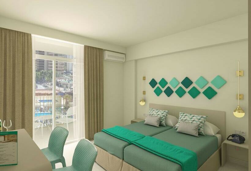 Quarto Estandar Vista Piscina, Gala Placidia 3* Sup