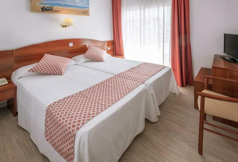 Номер Стандарт Вид на Бассейн, Ght Balmes, Hotel Aparthotel&splash