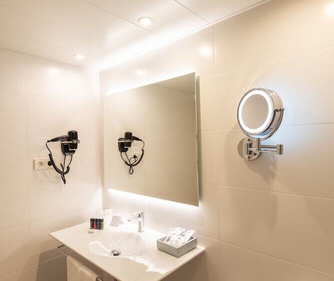 Пентхаус, Atenea Rekord Suites