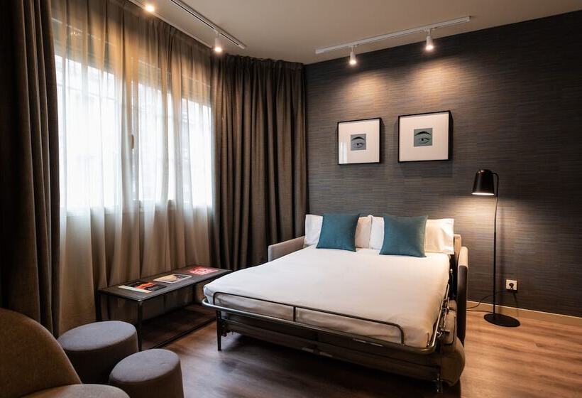 Номер Стандарт Трехместный, Atenea Rekord Suites