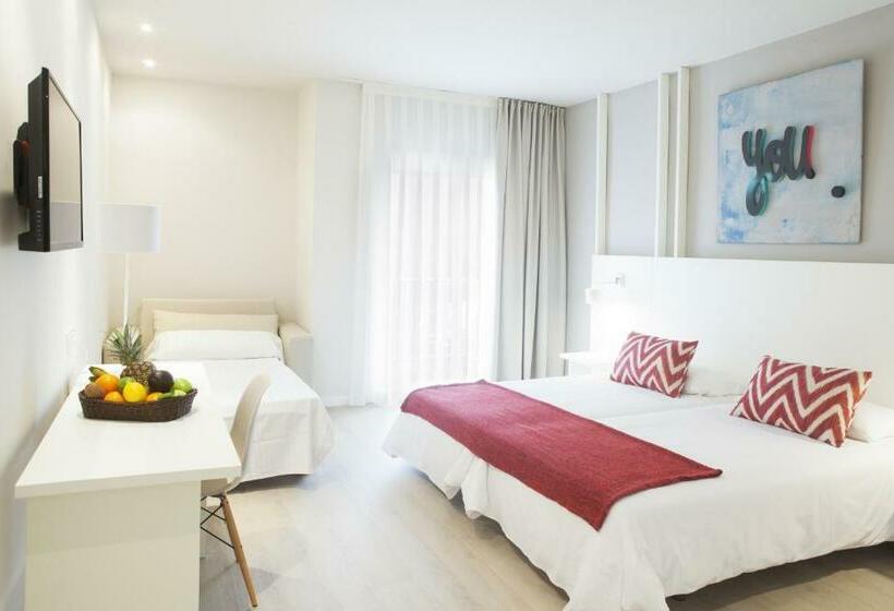 Chambre Triple Deluxe, Ibersol Antemare - Adults Only