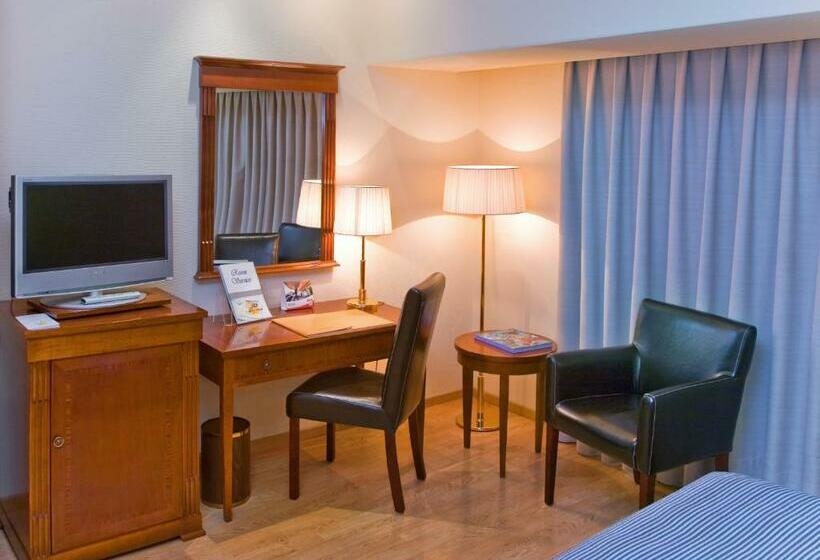 اتاق استاندارد با چشم‌انداز شهر, Melia Plaza Valencia