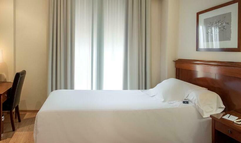 اتاق عادی یک تخته, Melia Plaza Valencia