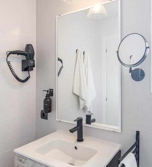 Номер Стандарт Вид на Море с Балконом, Sa Barrera  Adults Only