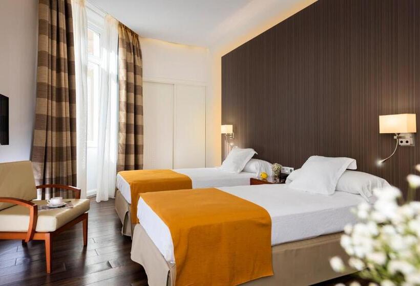 Habitación Estándar, De Francia Y Paris