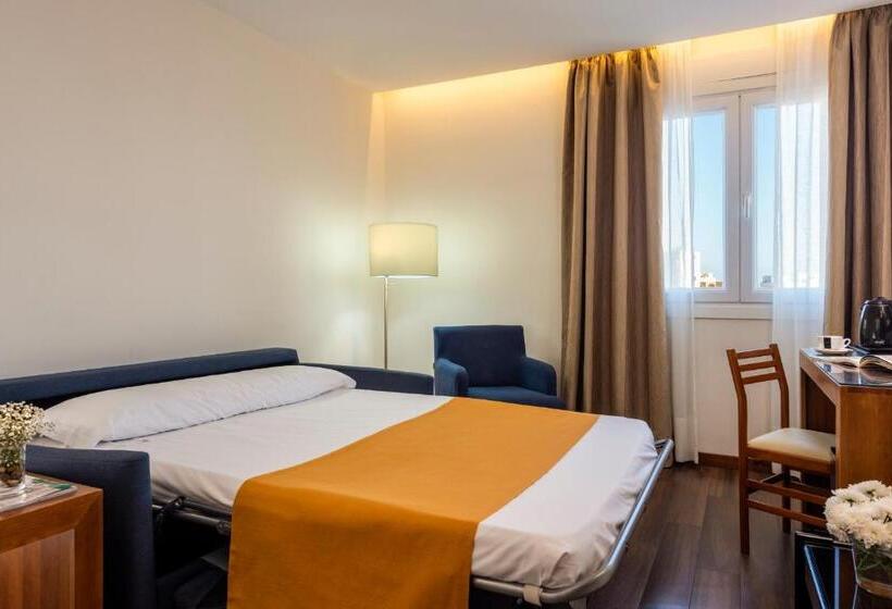 Habitación Familiar, De Francia Y Paris