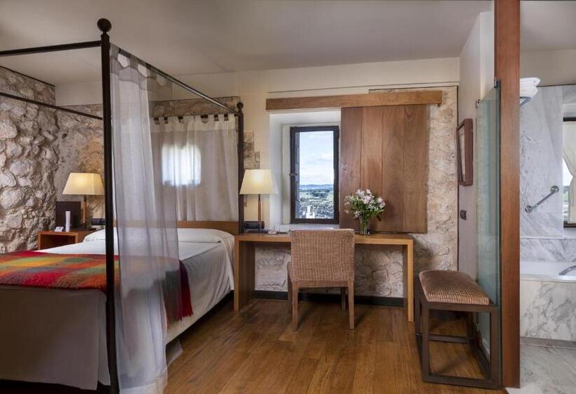 Номер Superior, Parador De Alarcon