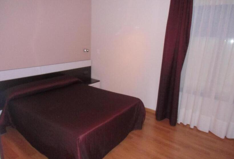 스탠다드 룸, Area De Servicio Villamartín