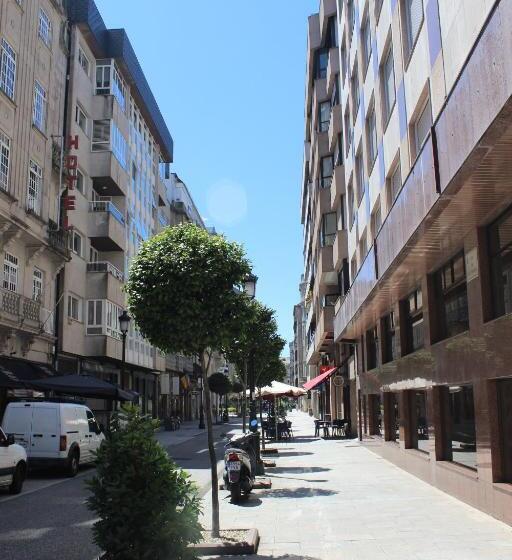 스탠다드 트리플 룸, Ciudad de Vigo