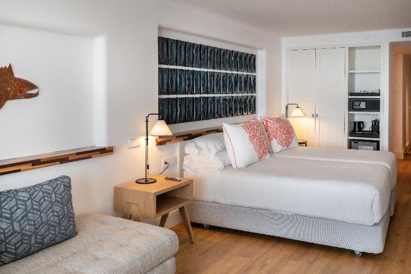 Полулюкс Вид на Море, Hotel Fariones