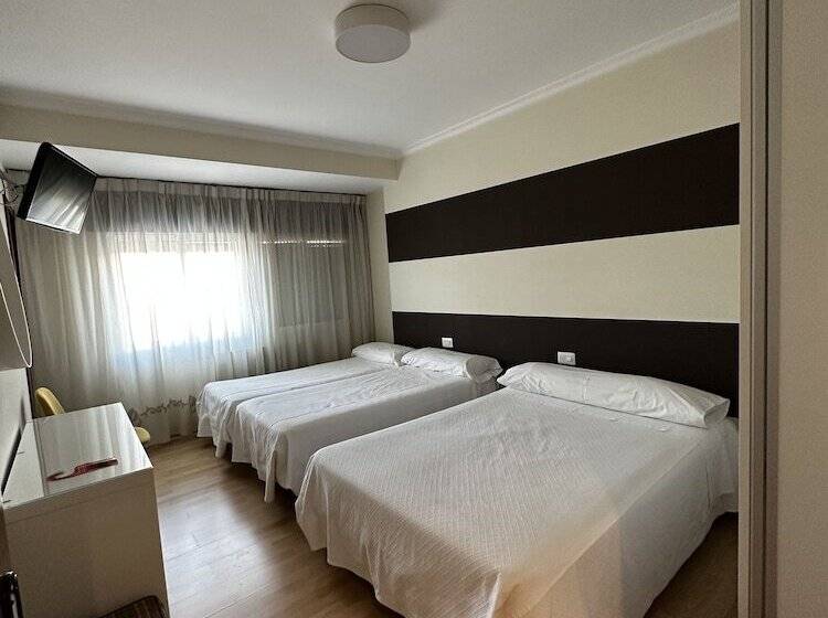 Четырехместный Номер Стандарт, San Luis