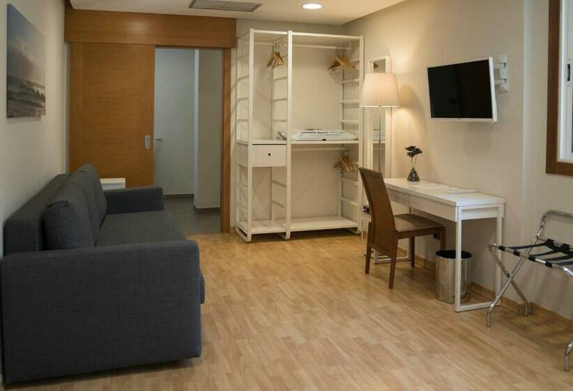ファミリールーム, Sercotel Tres Luces