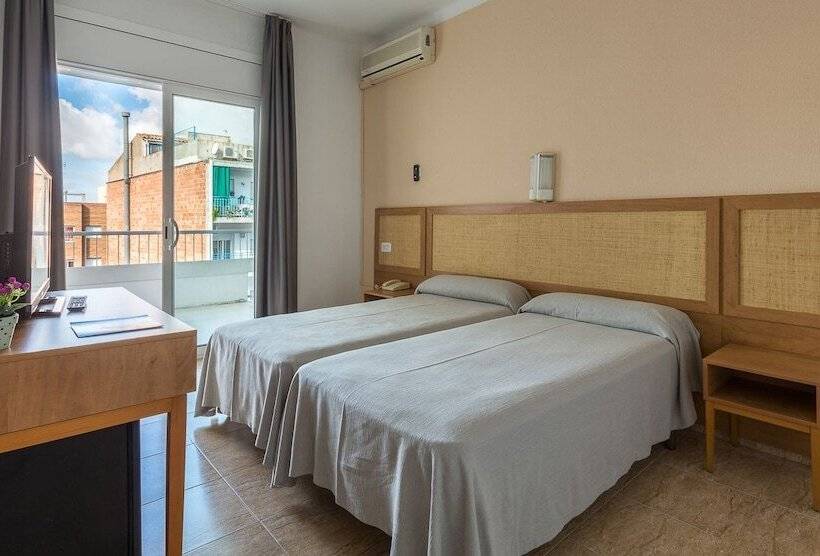 スタンダード４人部屋, Apartamentos Solimar