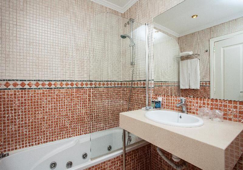 غرفة قياسية رباعية, Olympia Consul Del Mar