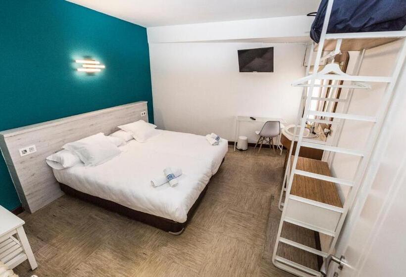 اتاق استاندارد با سرویس بهداشتی مشترک, Hostal Viena
