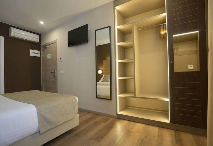 غرفة عائلية, Windsor Tossa   Adults Only 16