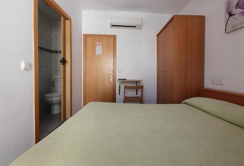 Standard Værelse m. Balkon, Hostal L'alba