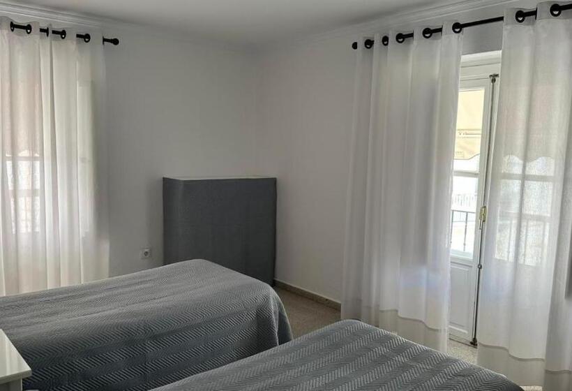 스탠다드 룸, Hostal Bahia