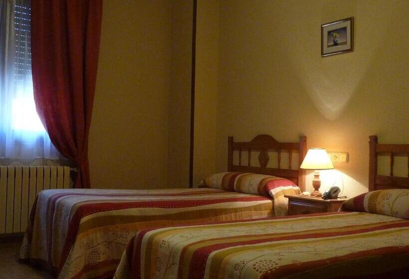 Номер Стандарт, Hostal Gogar