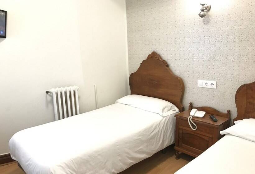 スタンダードトリプルルーム, Hostal La Mexicana