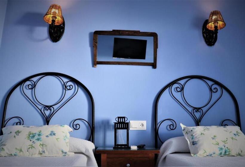 Chambre Economy, Hostal Arco Plaza