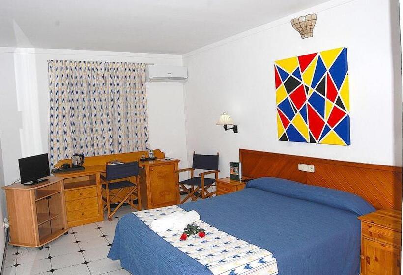 스위트, Hostal Ca'n Tiu
