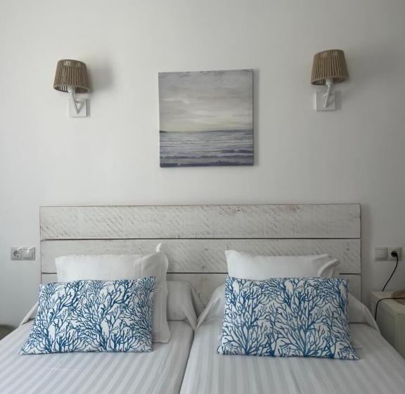 اتاق استاندارد, Hostal Dragonera