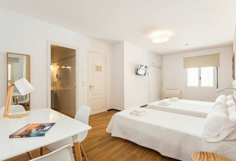 Семейный Номер, Hostal Jume  Urban Rooms