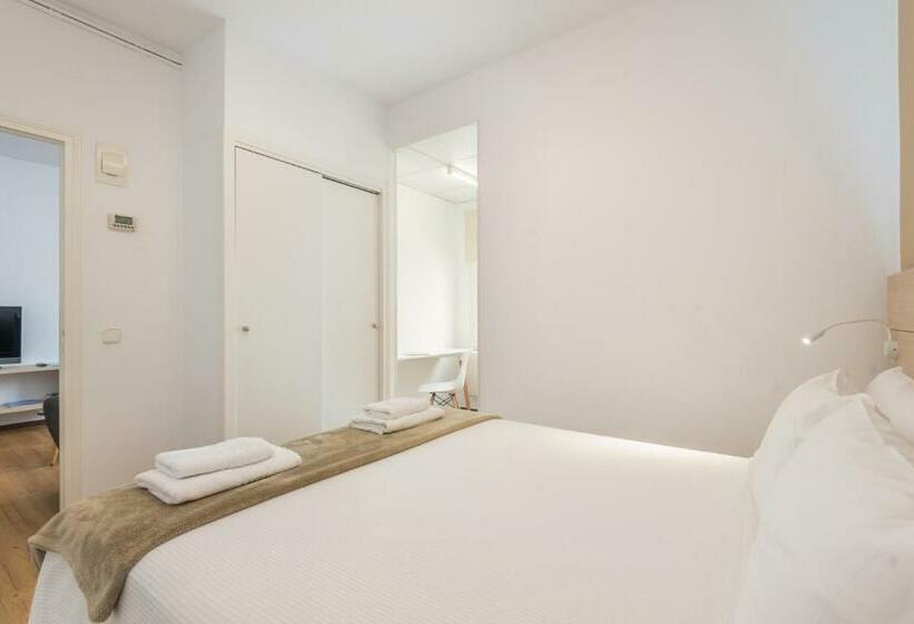 Люкс 2 Спальни, Hostal Jume  Urban Rooms
