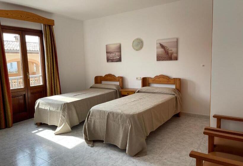 Номер Стандарт, Hostal Can Gallu