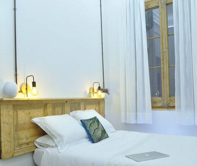 Номер Стандарт Индивидуальный, Hostal Girona
