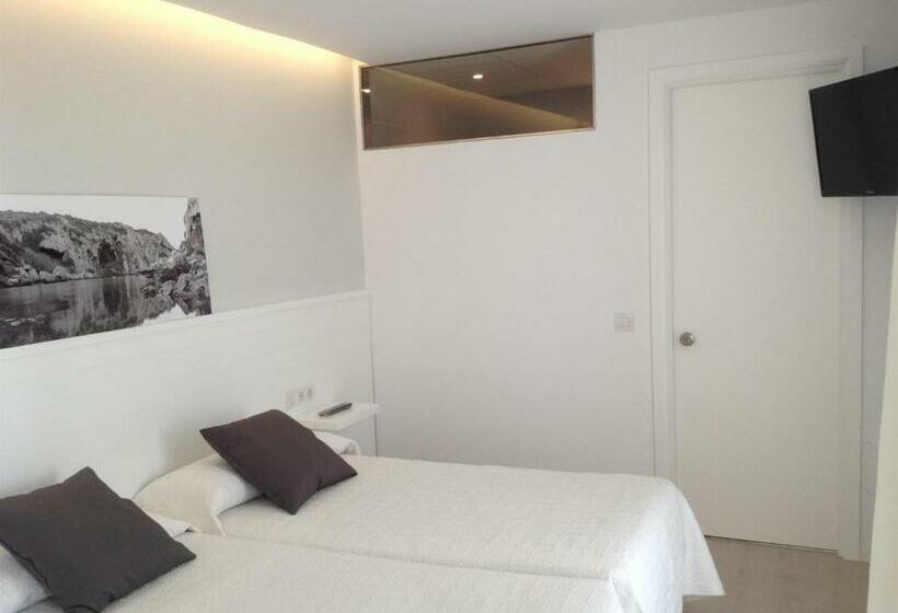 Номер Стандарт Вид на Сад, Hostal La Palma