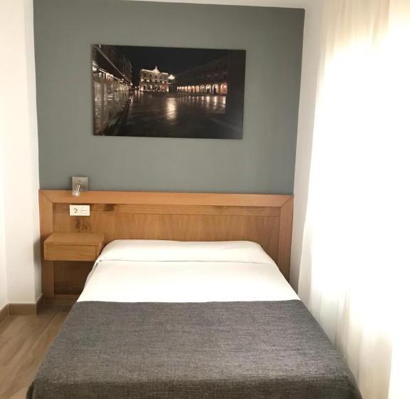 חדר אקונומי, Hostal Libertad
