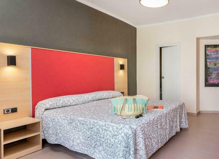 Номер Стандарт, The Red Hotel   Adults Only