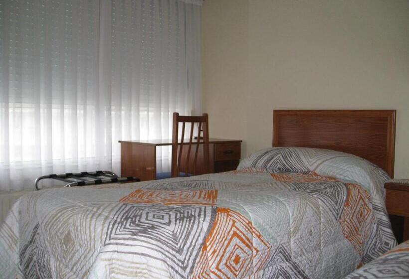 스탠다드 룸, Hostal Roma