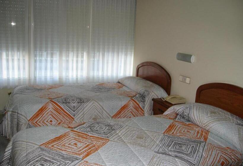 스탠다드 룸, Hostal Roma