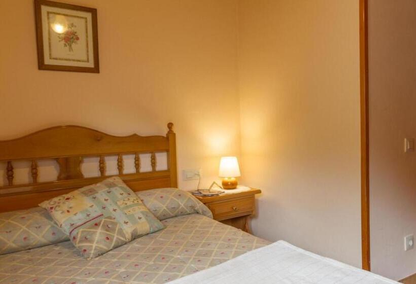 패밀리 룸, Hostal Aiguamog