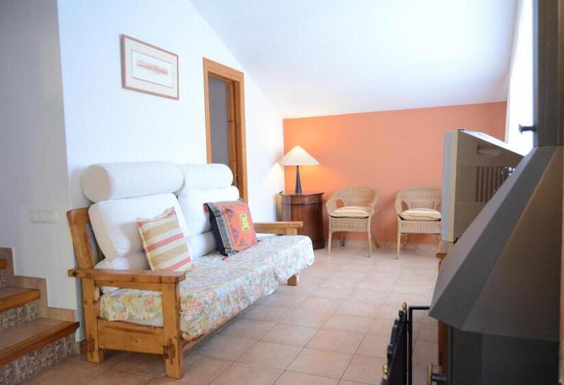 Апартаменты Дюплекс 1 Спальня, Hostal La Cuineta De Cal Triuet