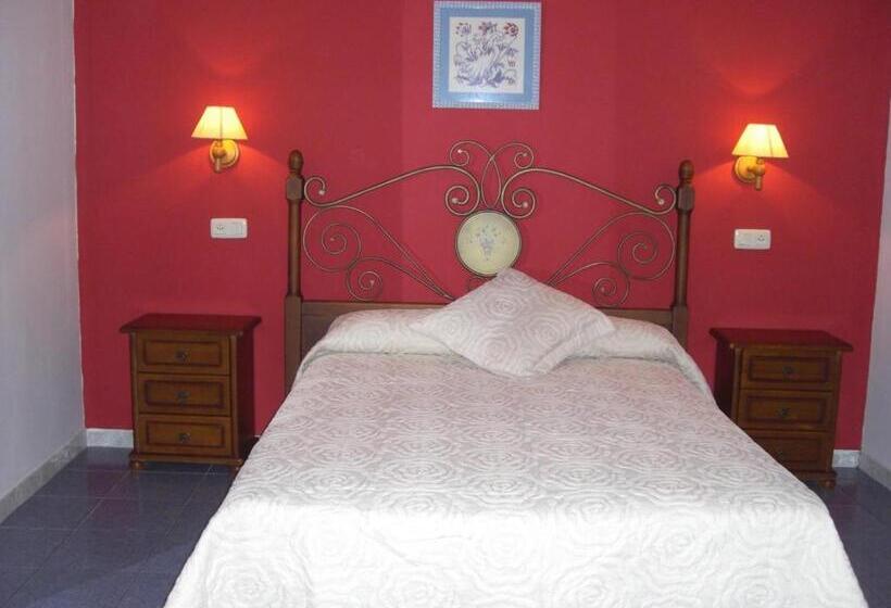 Номер Стандарт, Hostal Casa Lacreu