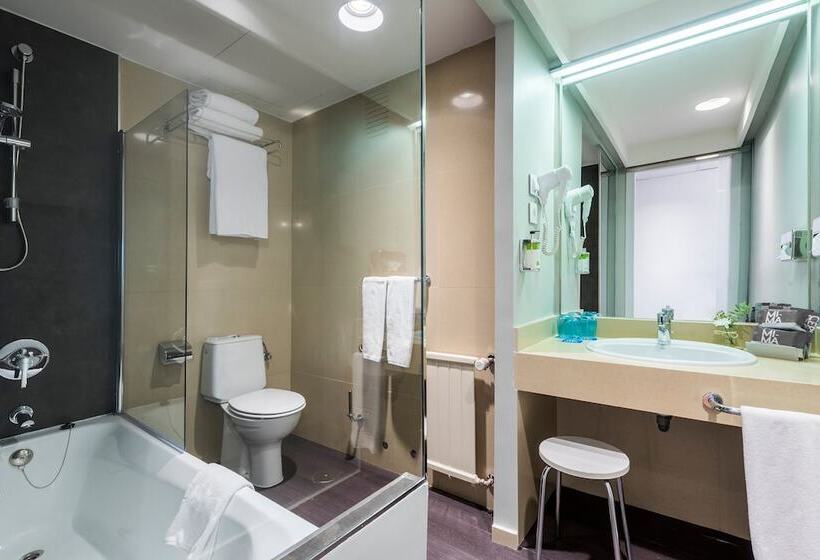 패밀리 룸, Guadalajara & Conference Center Affiliated by Melia