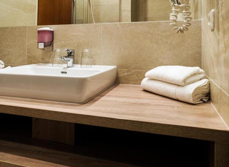 اتاق استاندارد یک نفره, Theater Hotel Salzburg