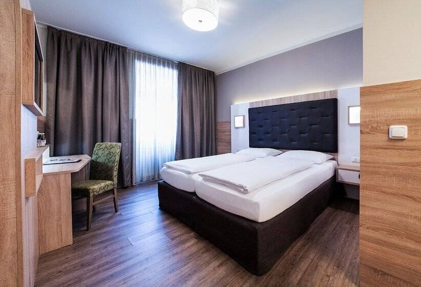 اتاق استاندارد سه نفره, Theater Hotel Salzburg