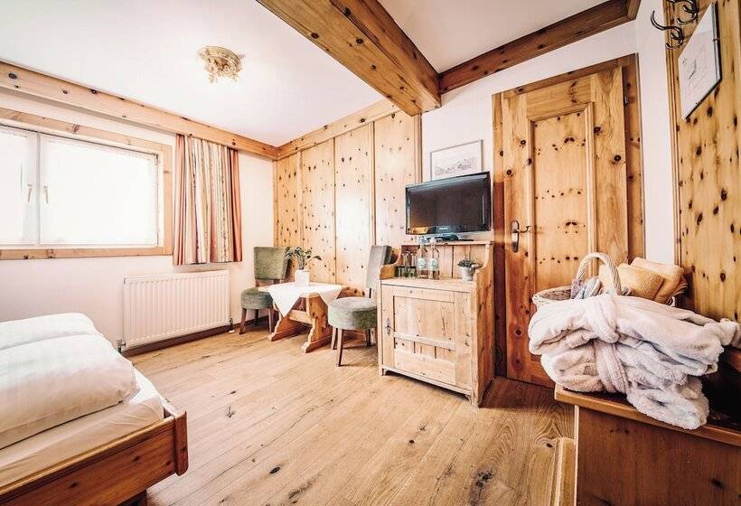 Номер Стандарт, Dorfhotel Glücksschmiede