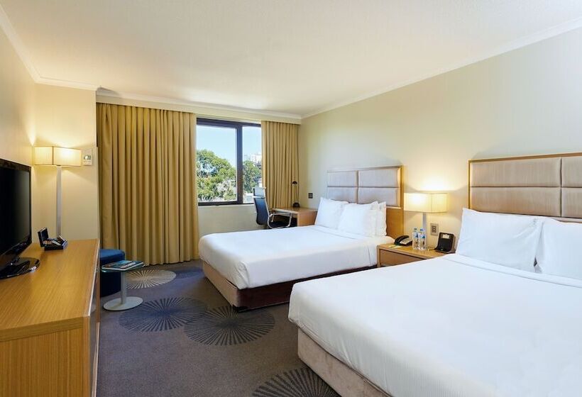 스탠다드 룸 더블 침대 2개, Holiday Inn Parramatta, An Ihg