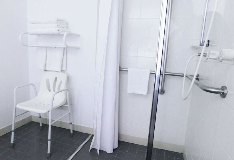 장애인을 위한 스탠다드 룸, Holiday Inn Parramatta, An Ihg