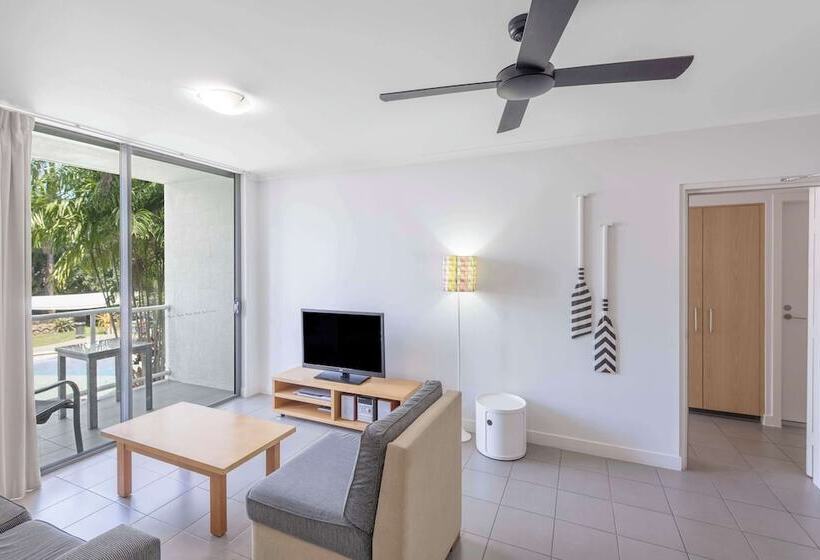 Вилла 2 Спальни, Oaks Port Douglas Resort